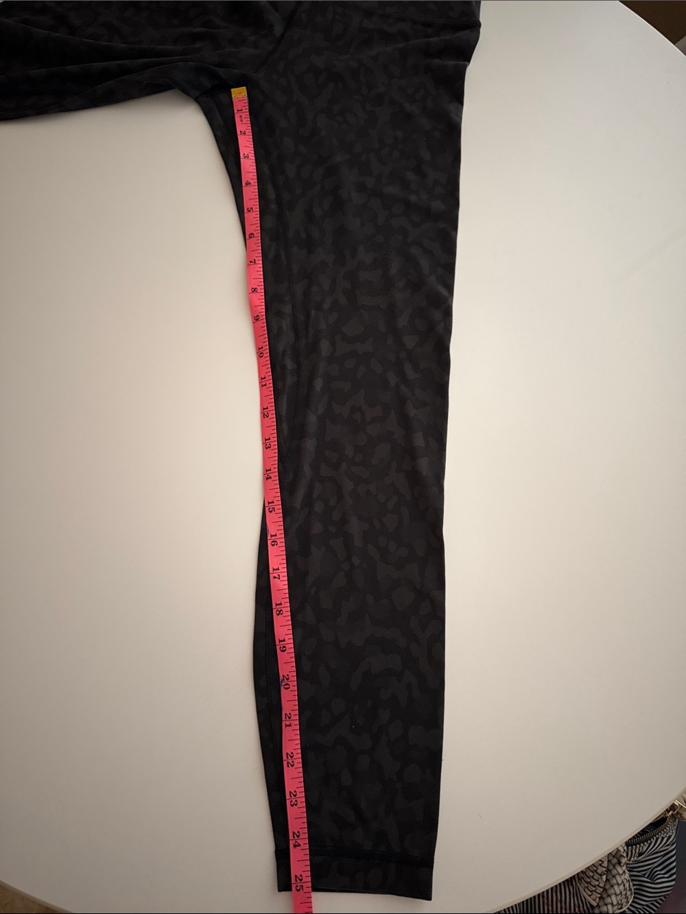 Lululemon Align High-Waist Black/Gray leopard/Camo Print Leggings Sz 6 - Picture 11 of 12